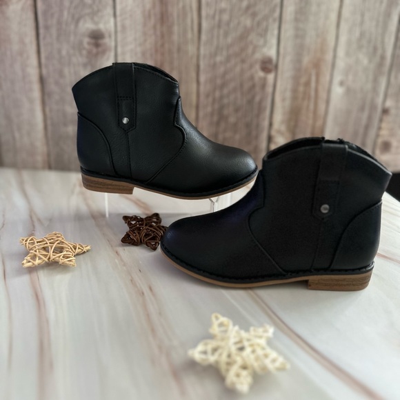 🛍️ Cat & Jack Toddler Girls’ Tiffy Booties 🛍️ - Picture 8 of 9
